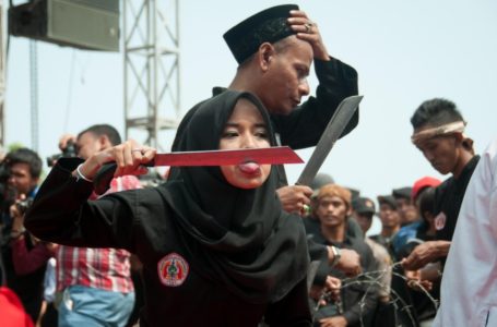 Debus Banten Ritual Uji Kekuatan Diri Masyarakat Banten Indonesia