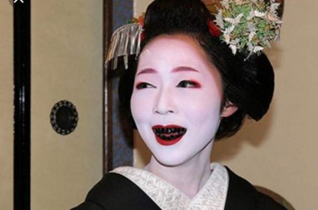 Amalan ‘Ohaguro’ Menghitamkan Gigi Sebagai Simbol Kecantikan Orang Jepun