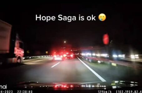 Dashcam Rakam Tesla Rempuh Kereta Di Jalan Raya Malaysia