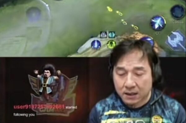 Jackie Chan Pandai Cakap Melayu, Kini Jadi Gamer Di TikTok?
